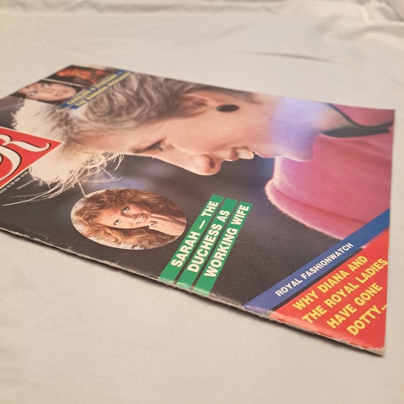 ROYALTY MONTHLY MAGAZINE - PRINCESS DIANA COVER (FEBRUARY 1987, VOL.6 NO.5) - Picture 4 of 10